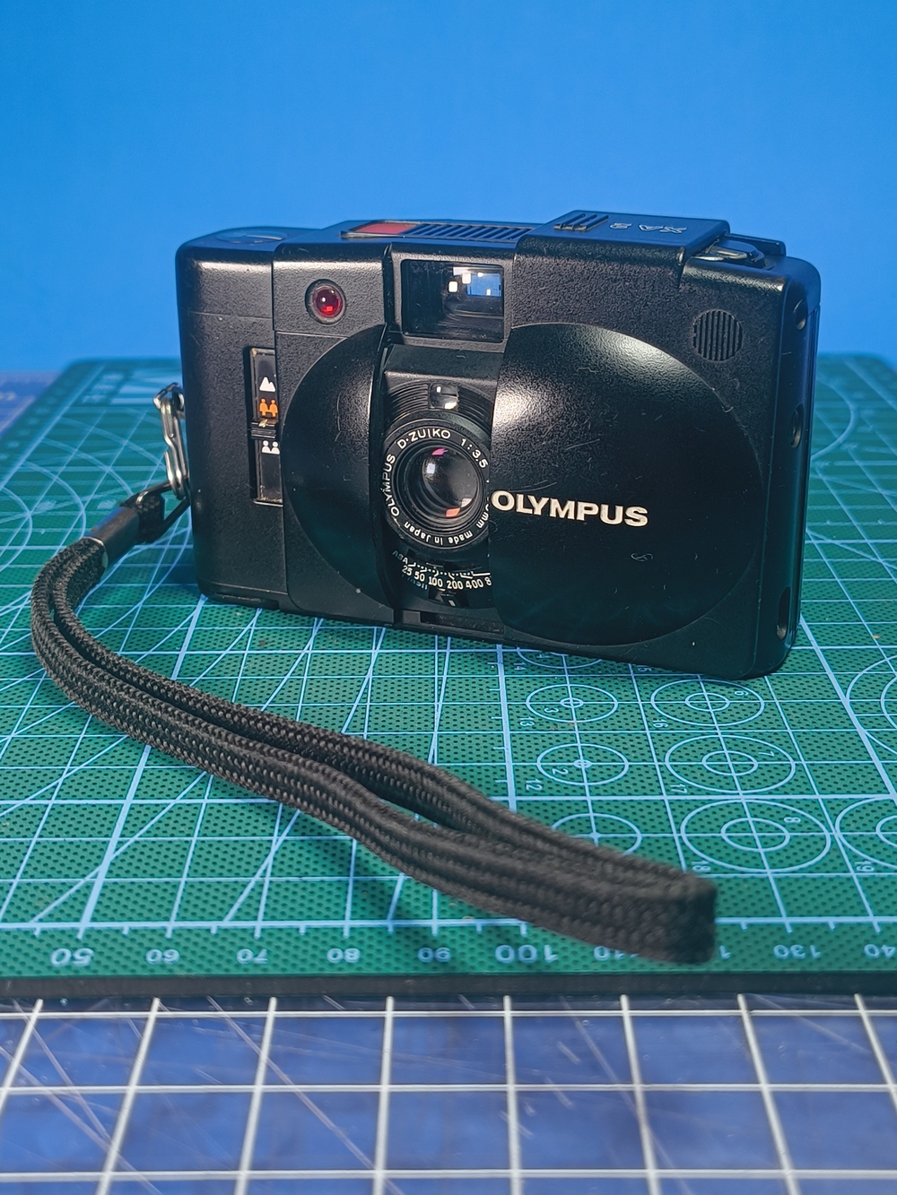Olympus XA2 Black Compact Film Camera